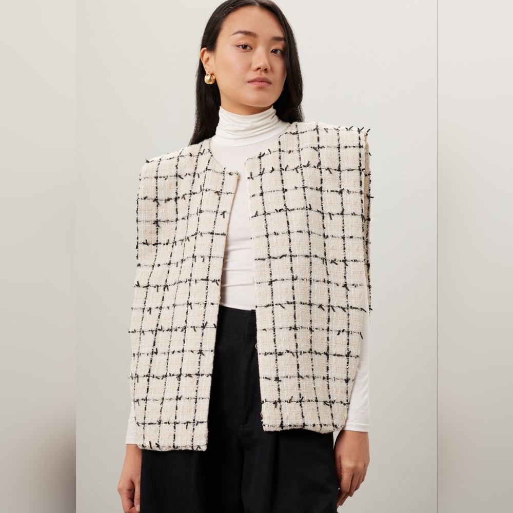 English Factory Womens Black White Tweed Plaid Vest Size MEDIUM